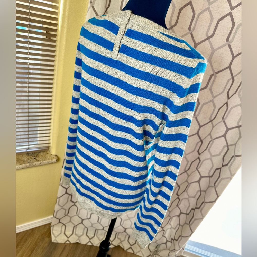 EUC Talbots Petite Grey & Blue Striped Sheep Intarsia Crew Neckline Sweater - Picture 11 of 13